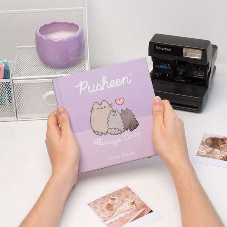 Φωτο-Άλμπουμ 16X16εκ με 24 Αυτοκόλλητα Φύλλα PUSHEEN MOMENTS