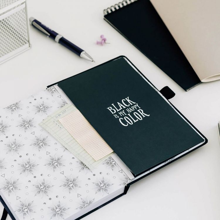 Premium Notebook with Light Pen A5 WEDNESDAY