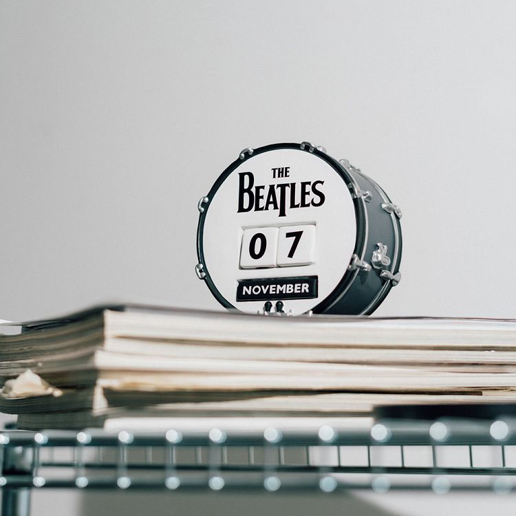 Perpetual 3D Calendar 12cm THE BEATLES