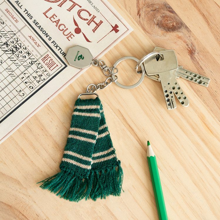 Μπρελόκ 12εκ με Κασκόλ HARRY POTTER Slytherin