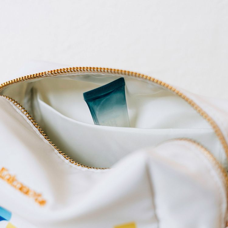 Cosmetic Bag KOKONOTE AKALIA