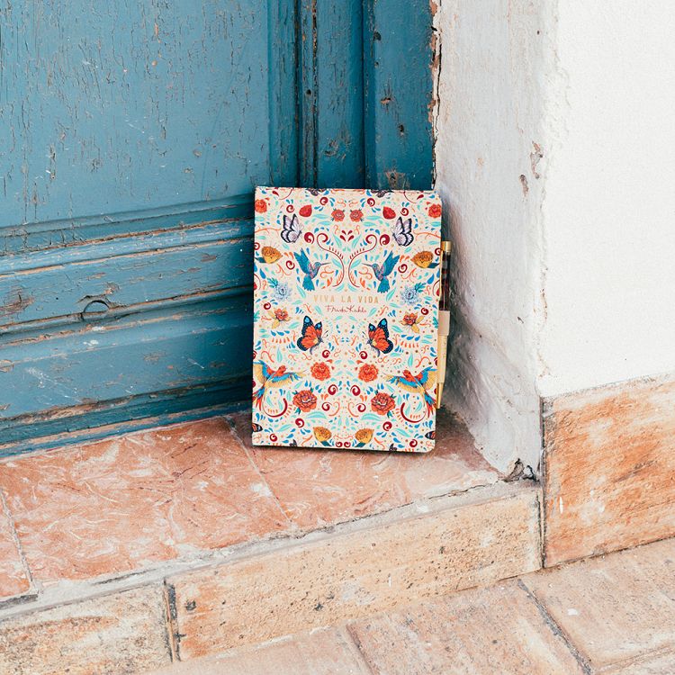 Premium Notebook A5 with 96sh of 100gr and Pen FRIDA KAHLO Viva La Vida