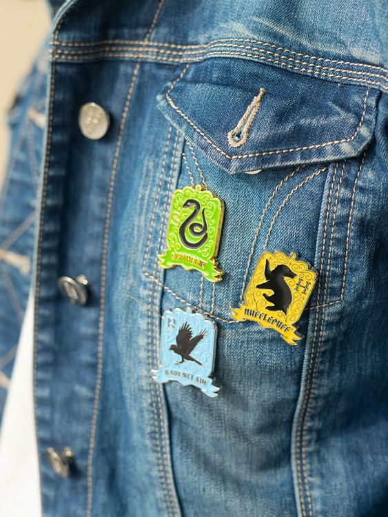 4 Badge Pack HARRY POTTER Hogwarts Houses