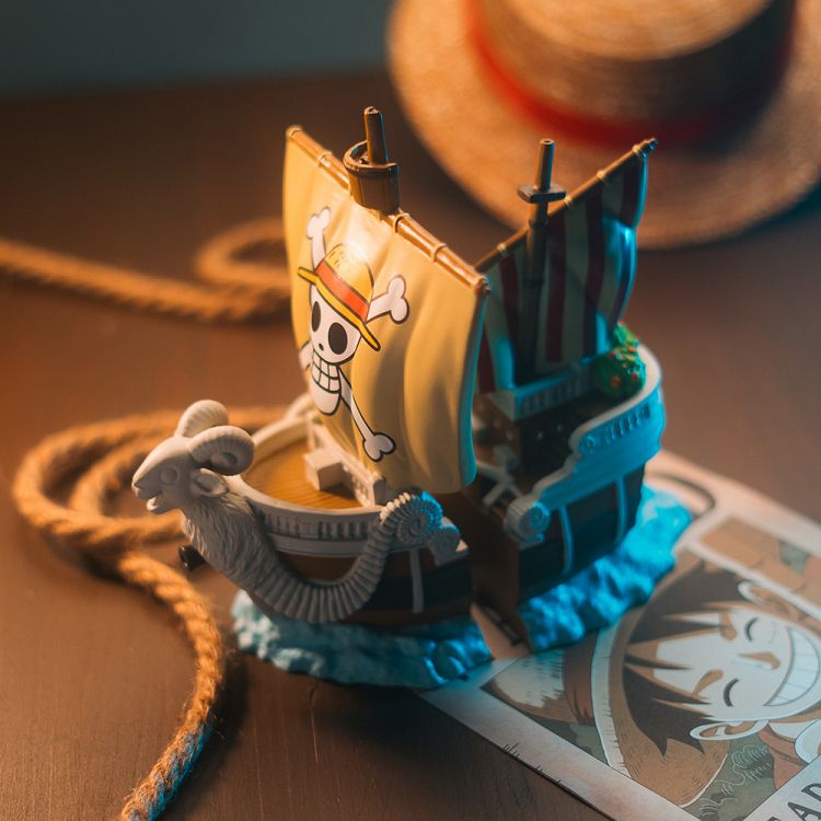Set of 2 Resin Bookends 20cm NETFLIX ONE PIECE