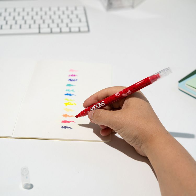 Erasable Markers in 12 Colors Set of 12 pieces SNOOPY