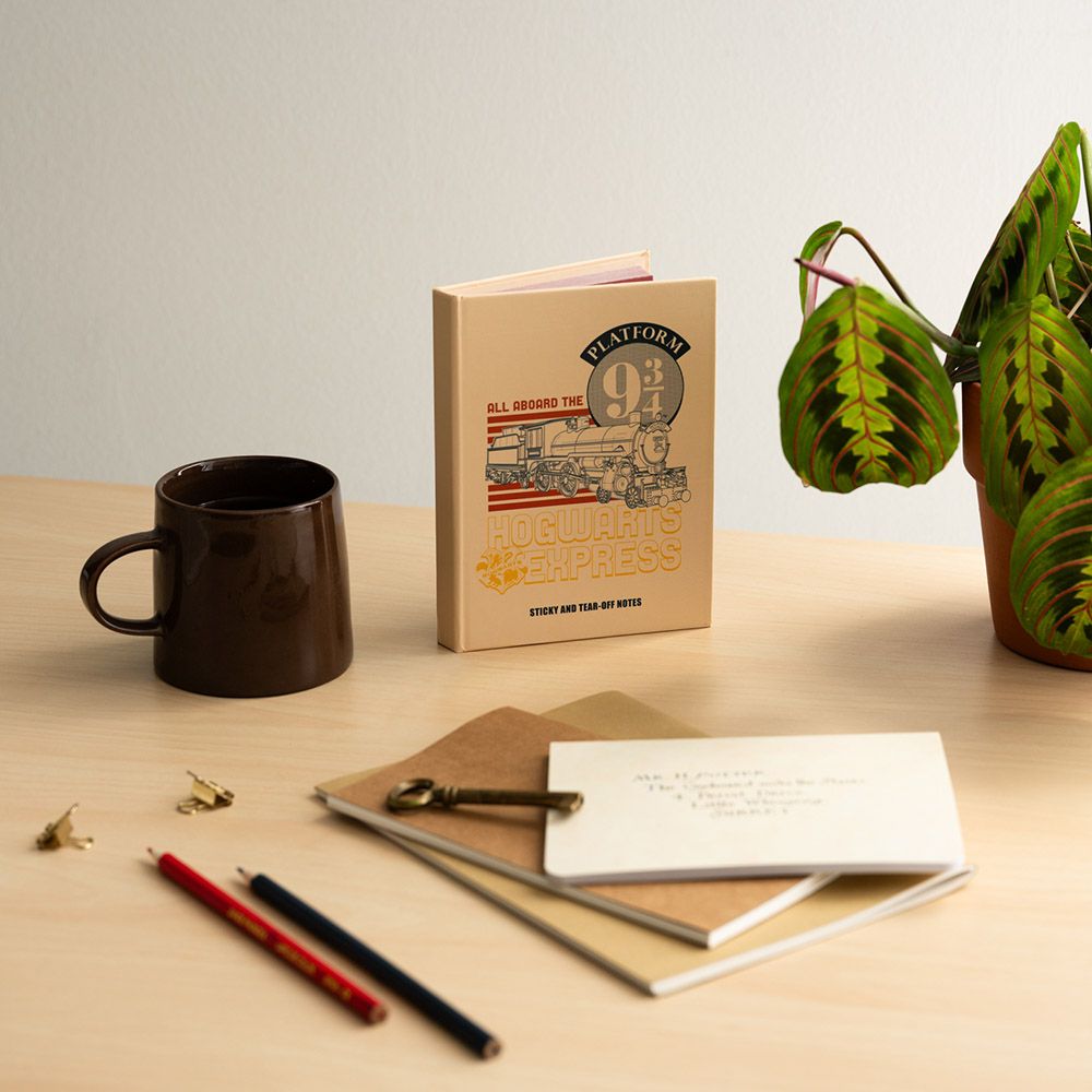 Notepad Α6 with 5 Types of Sticky Notes HARRY POTTER Platform 9 3/4