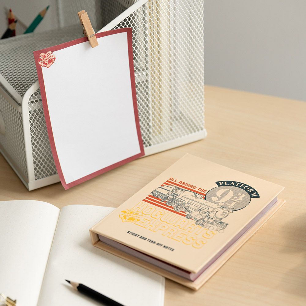 Notepad Α6 with 5 Types of Sticky Notes HARRY POTTER Platform 9 3/4