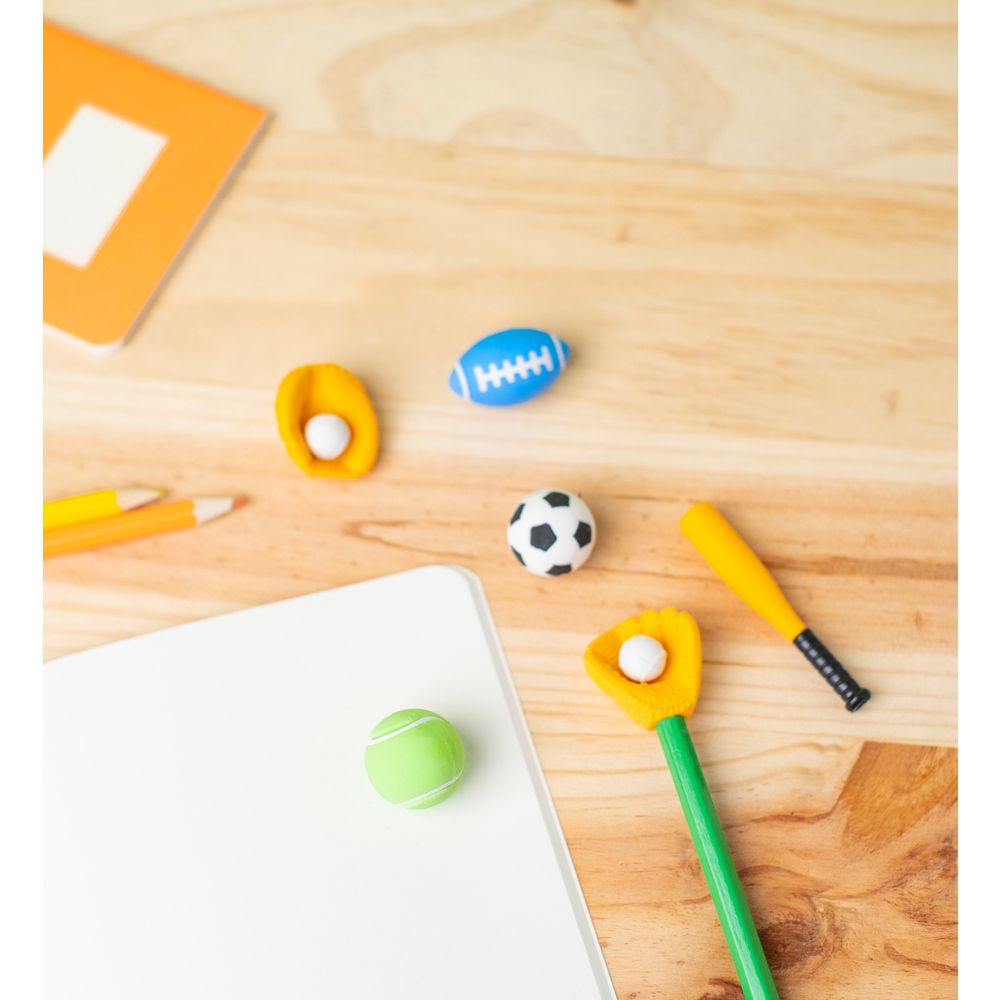 Set 5 Erasers Sports 2