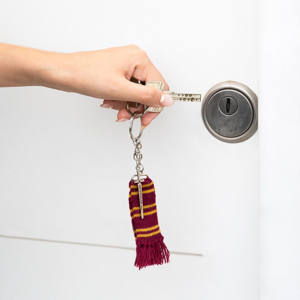 Μπρελόκ 12εκ με Κασκόλ HARRY POTTER Gryffindor