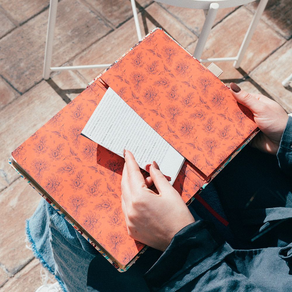 Premium Notebook A5 with 96sh of 100gr and Pen FRIDA KAHLO Viva La Vida